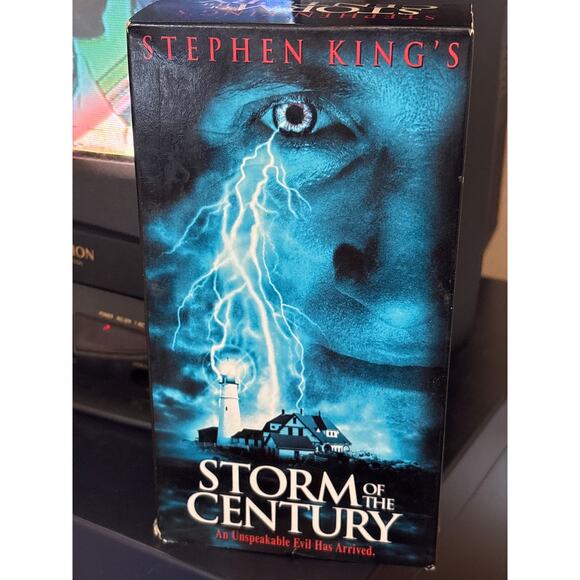 Stephen Kings Storm of the Century Double VHS part 1&2 1999 horror tv - Picture 1 of 3
